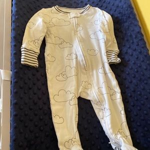 Gap Zipper Sleepers x2